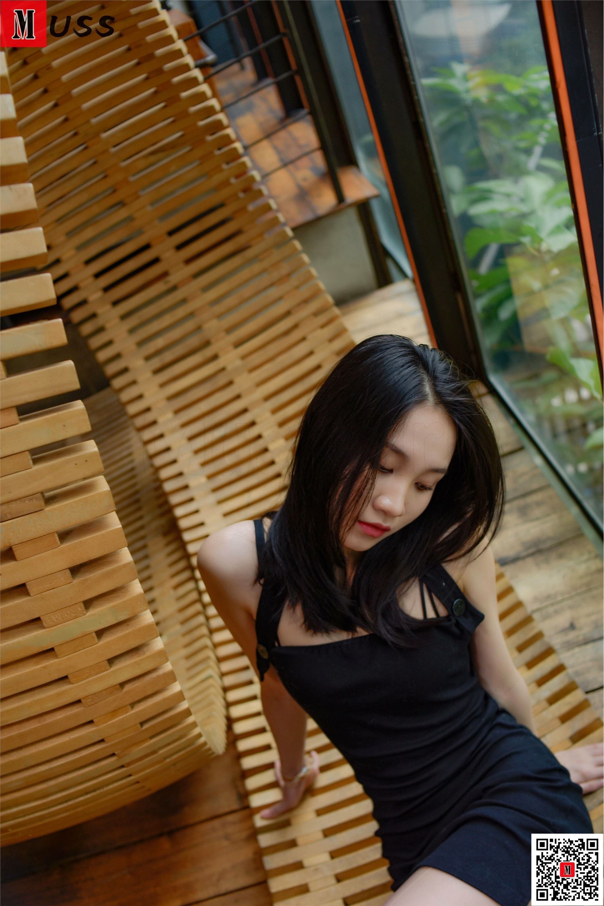 MussGirl慕丝女郎  NO.186 黑色连衣裙肉丝